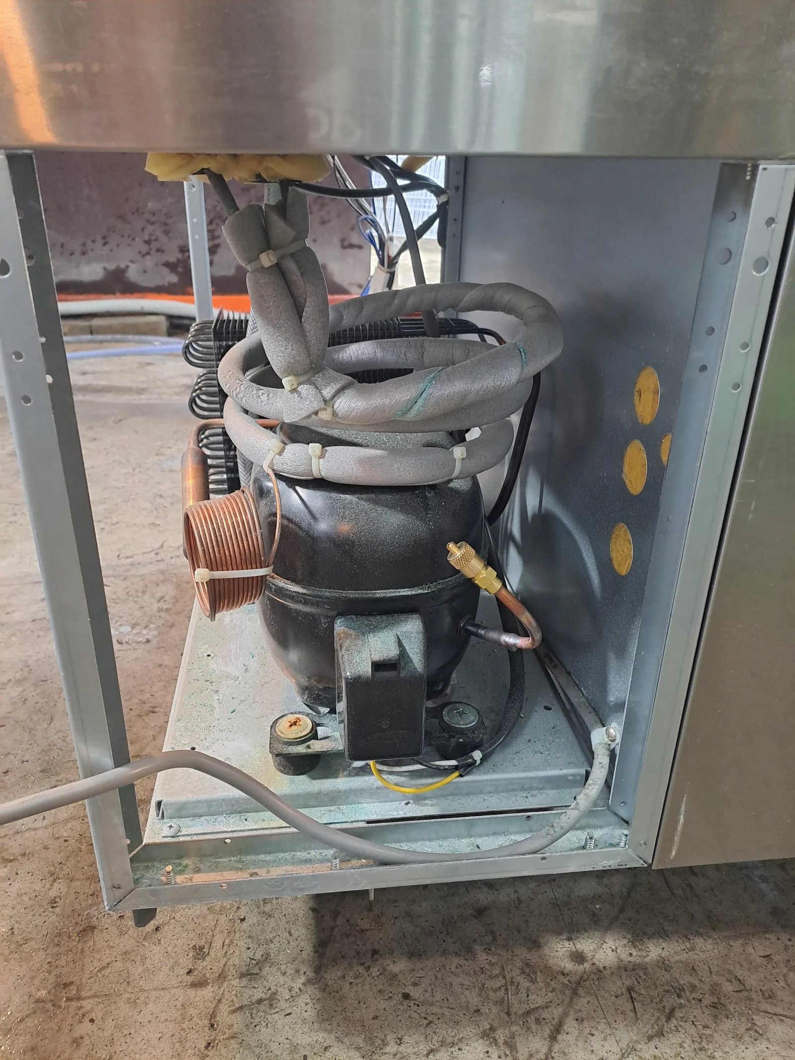 라셀르 테이블냉장고 900 중고 lt-914r 현장 사진